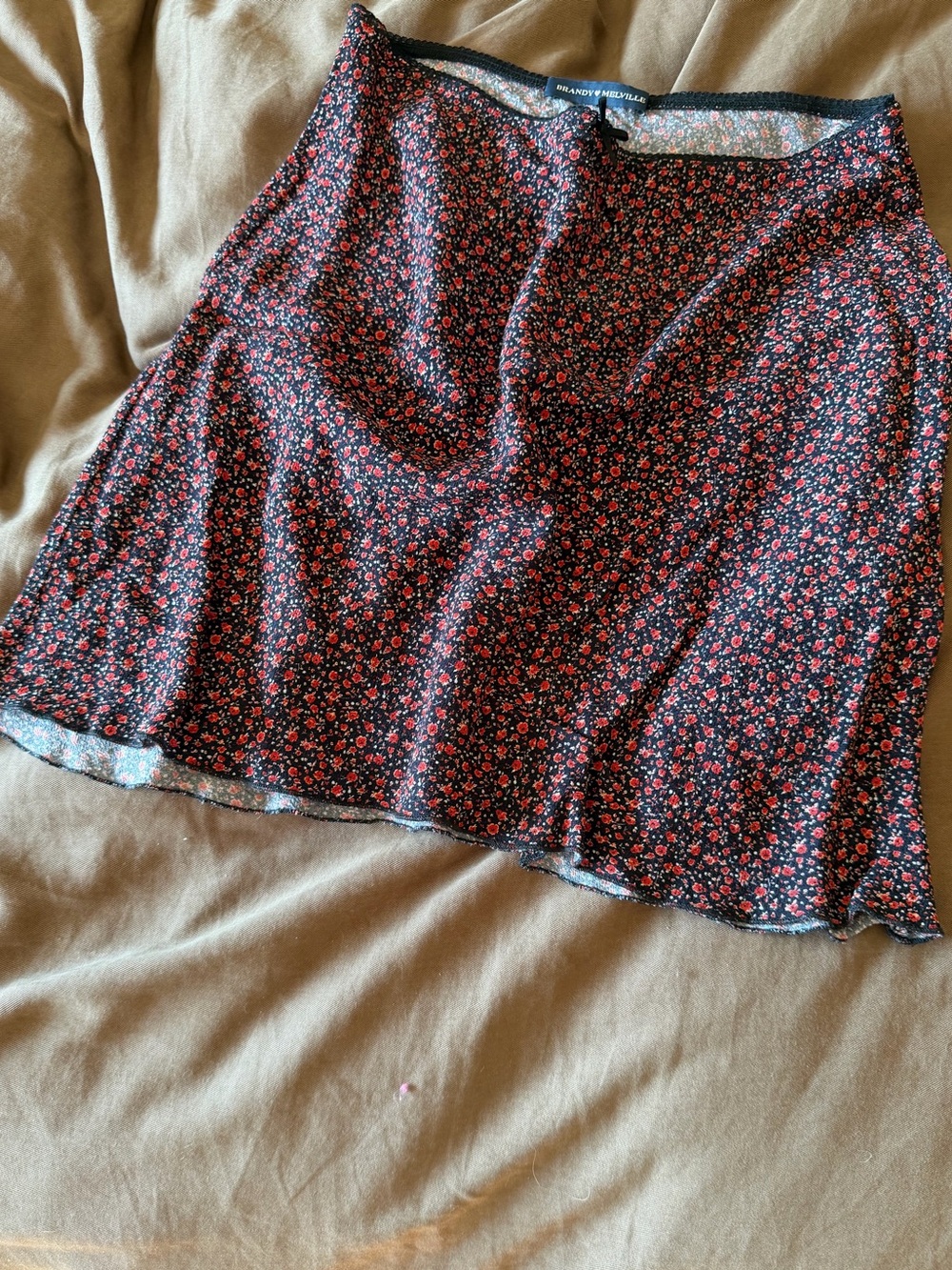 Brandy Melville Navy Floral Mini Skirt - Picture 7 of 8